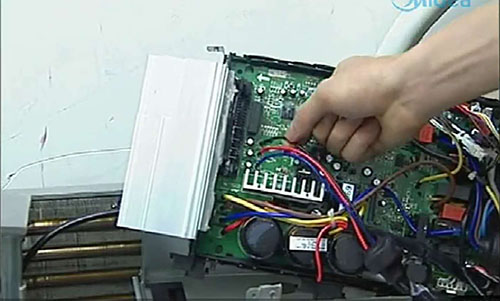 德兴美的空调电话是多少